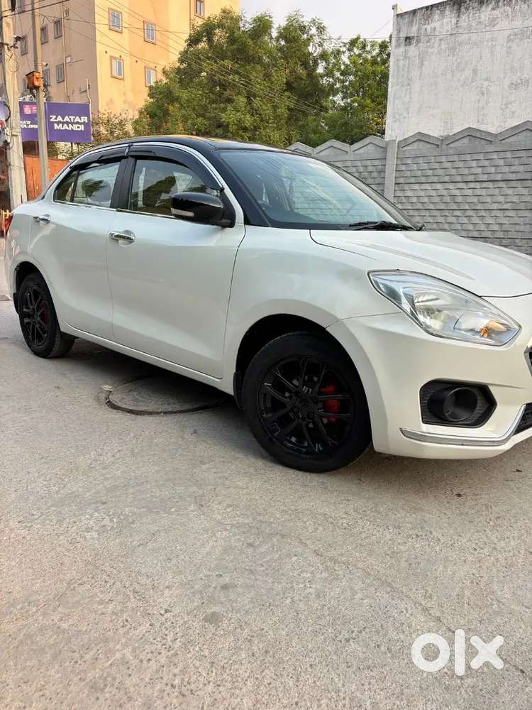 Maruti Suzuki Dzire 2017 Petrol Well Maintained