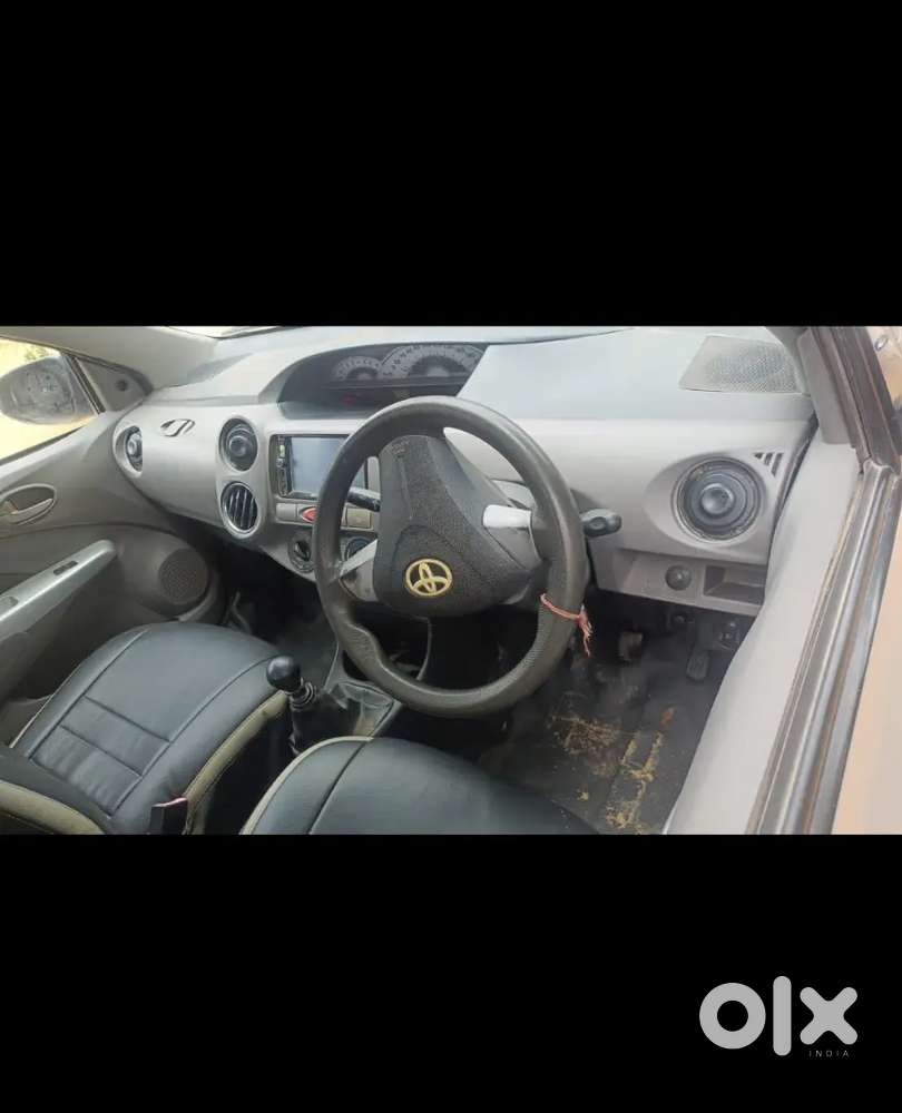 Toyota Etios 2012 Diesel 130000 Km Drivenv
