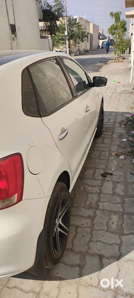 Volkswagen Polo 2014 Diesel 106000 Km Driven