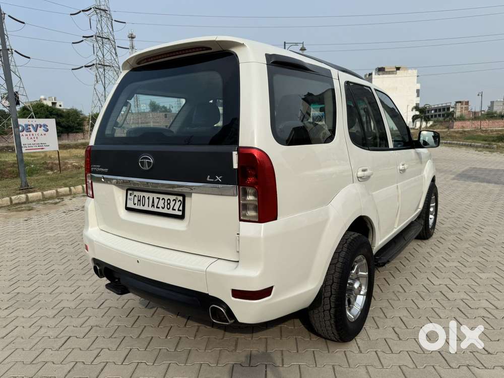 Tata Safari Storme Lx, 2014, Diesel