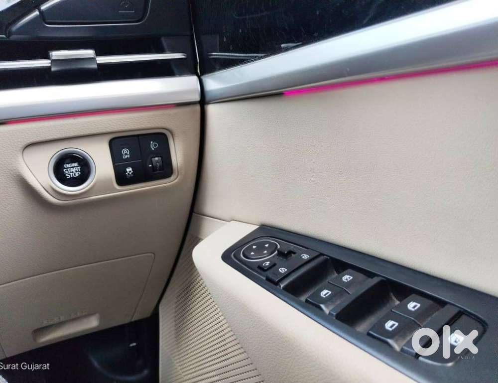 Kia Carens 1.4 Luxury Plus 6 Str, 2023, Petrol