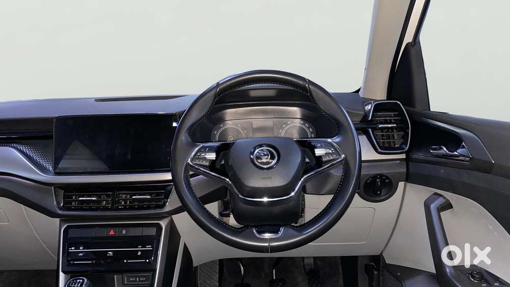 Skoda Kushaq 1.0 Tsi Ambition, 2022, Petrol
