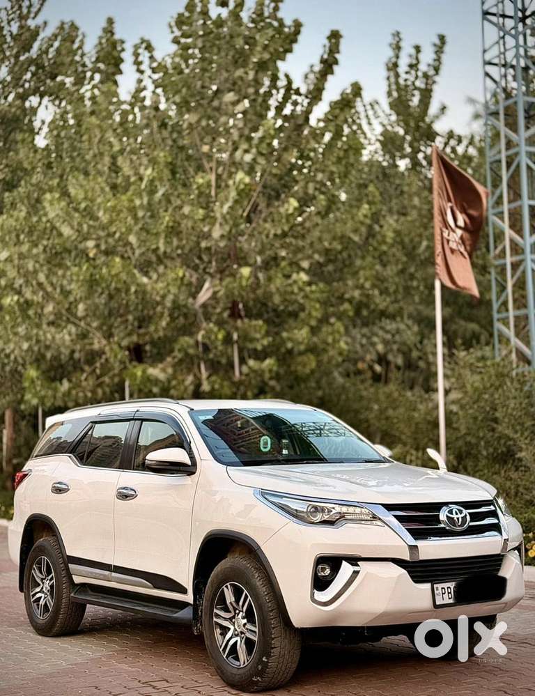 Toyota Fortuner 4x2 At 2.8 Diesel, 2019, Diesel