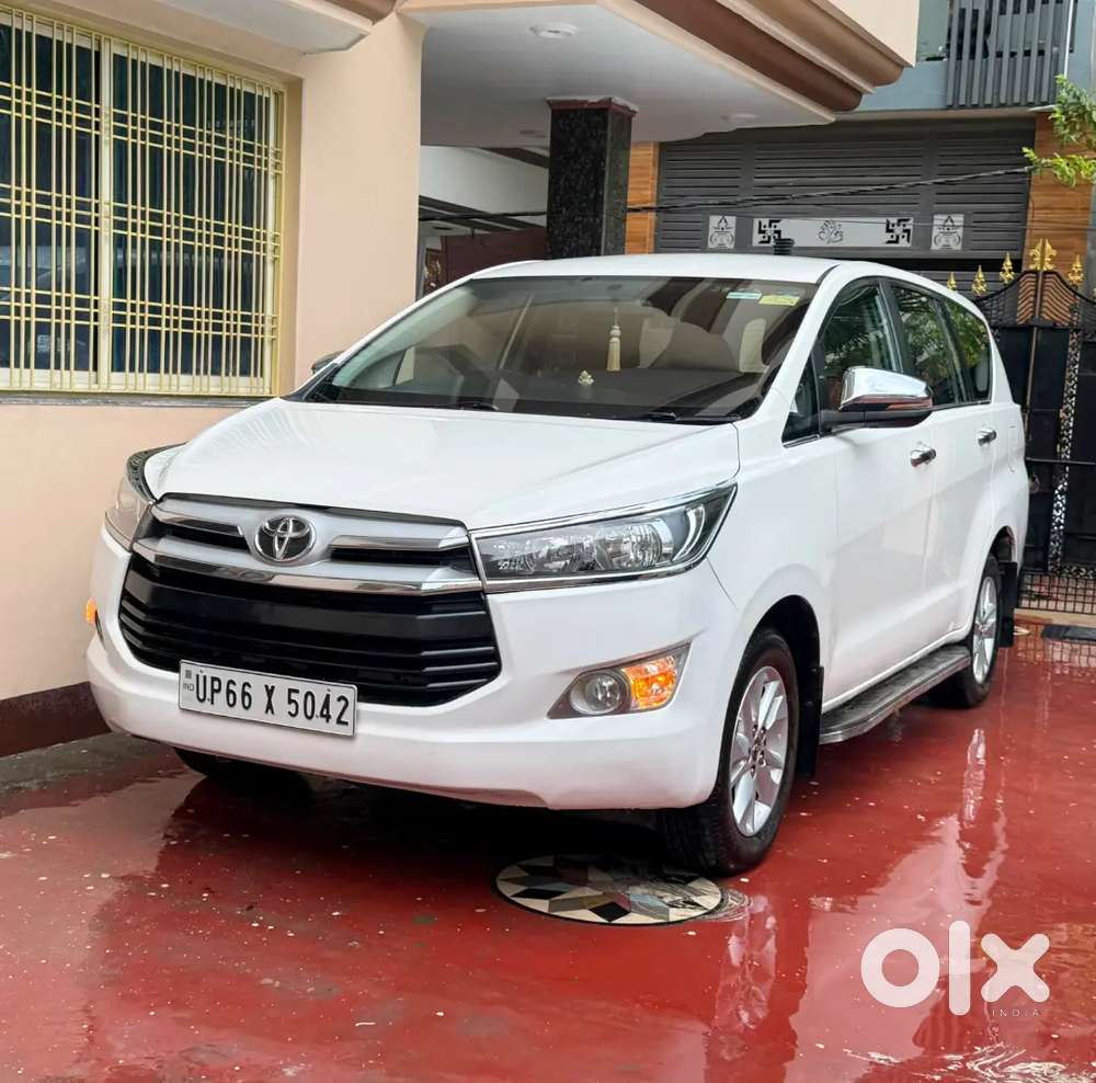 Toyota Innova Crysta Diesel 2.4 Gx 7 Seater
