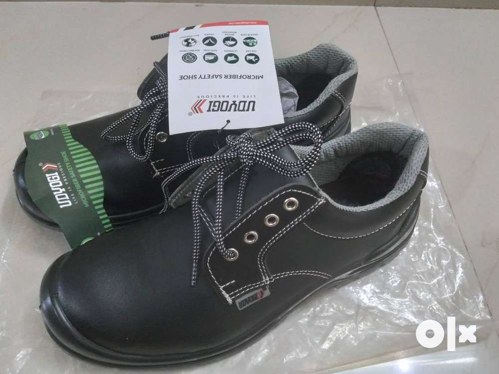 Udyogi hot sale safety shoes