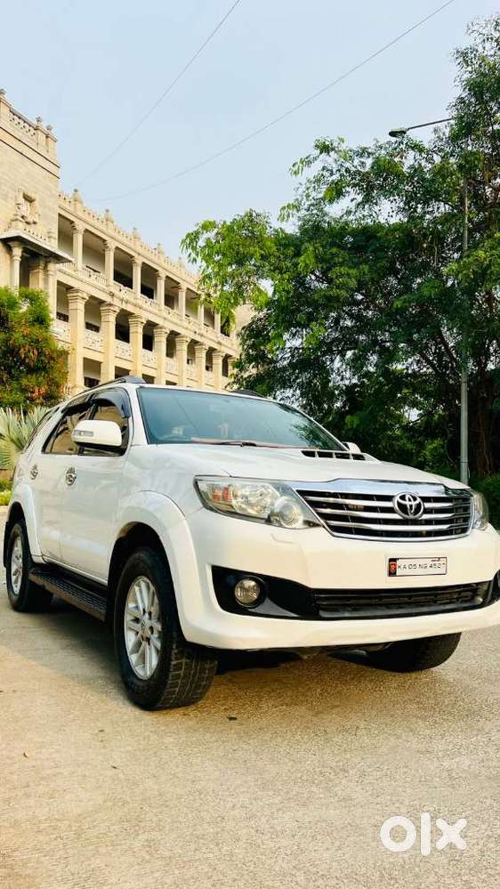 Toyota Fortuner 3.0 4x2 Automatic, 2013, Diesel