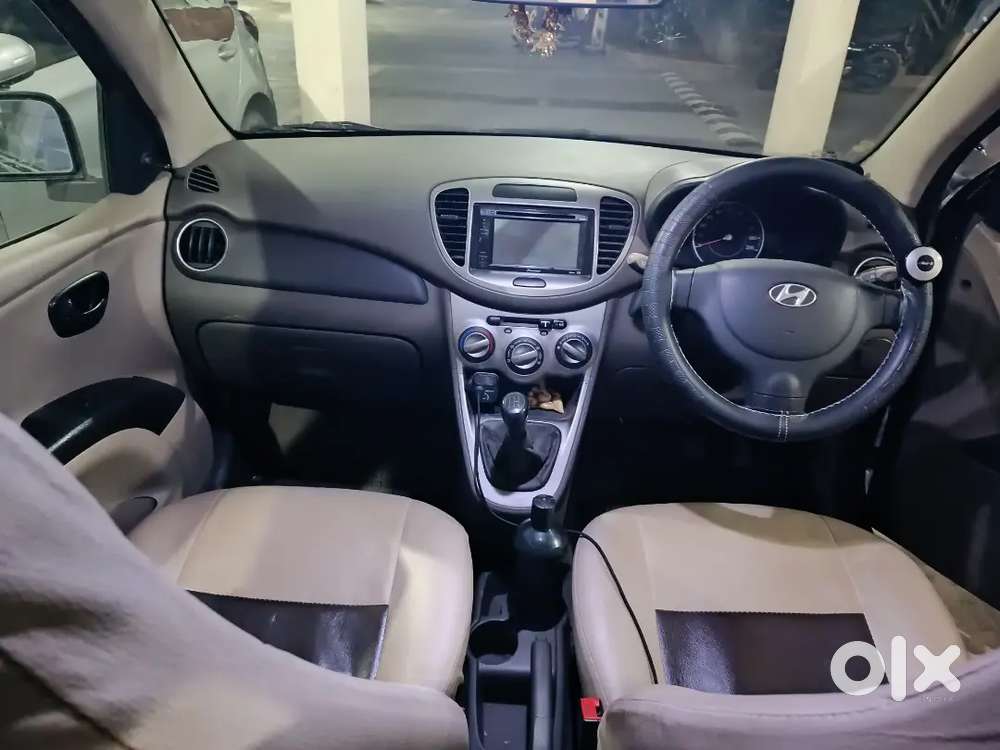Hyundai I10 2014 Petrol/cng Grey Colour In Very Good Conditionfor Sell