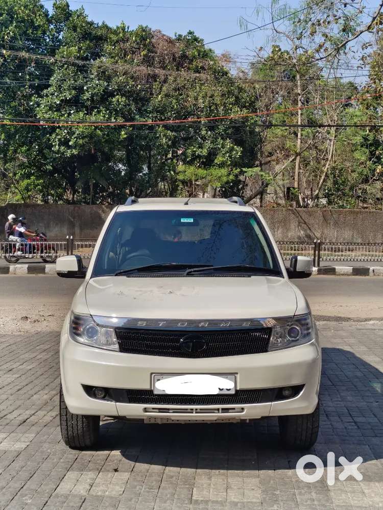 Tata Safari Storme 2013