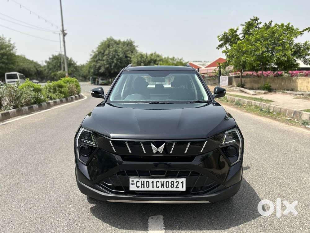 Mahindra Xuv 3xo Ax5 Pm At, 2024, Petrol