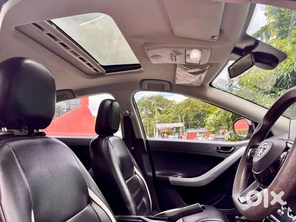 Tata Nexon 1.2 Revotron Xm Plus (s), 2023, Petrol