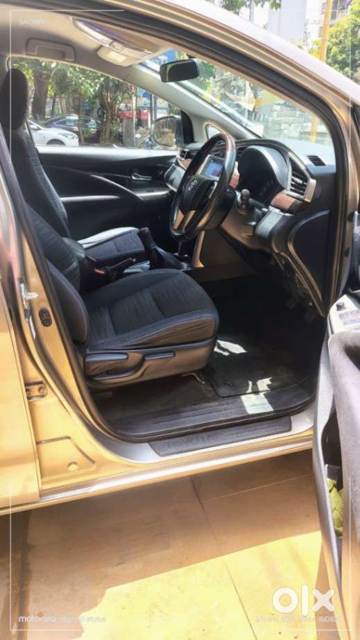 Toyota Innova Crysta 2.4 Vx Mt 8s, 2016, Diesel