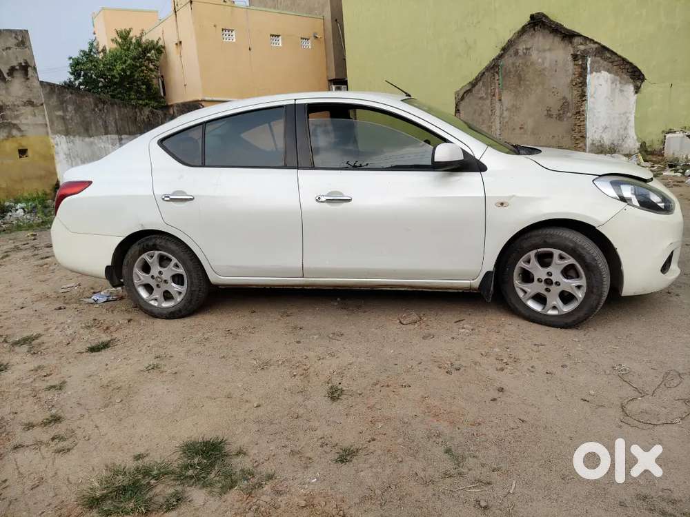 Renault Scala Rxz 2013