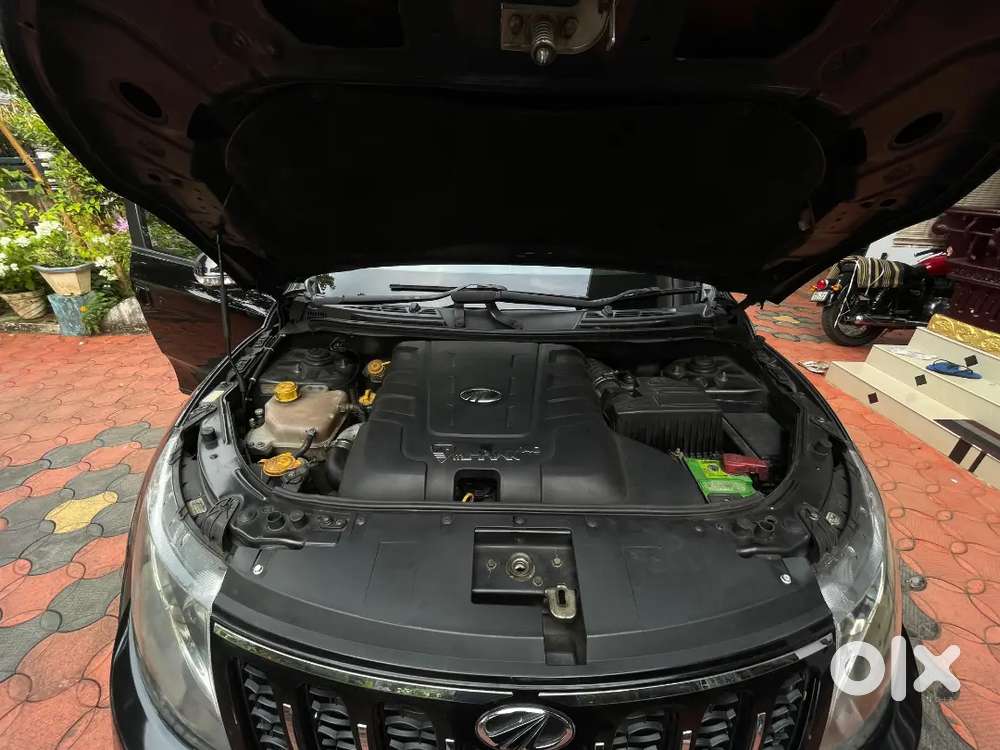 Mahindra Xuv500 2015