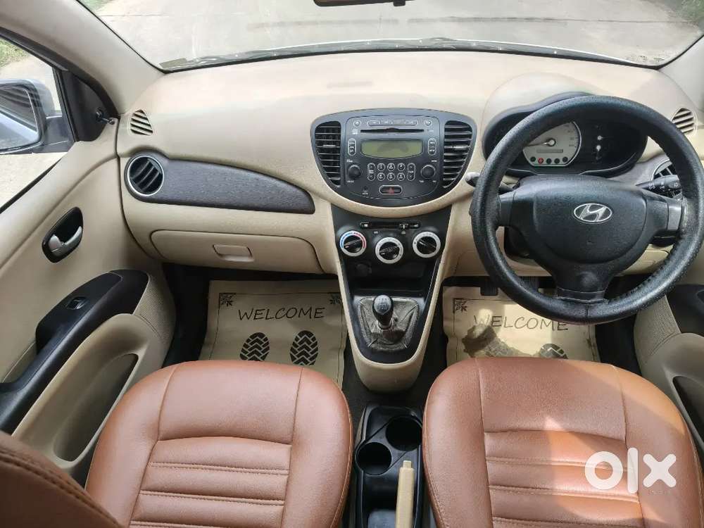 Hyundai I10 Sportz 2011