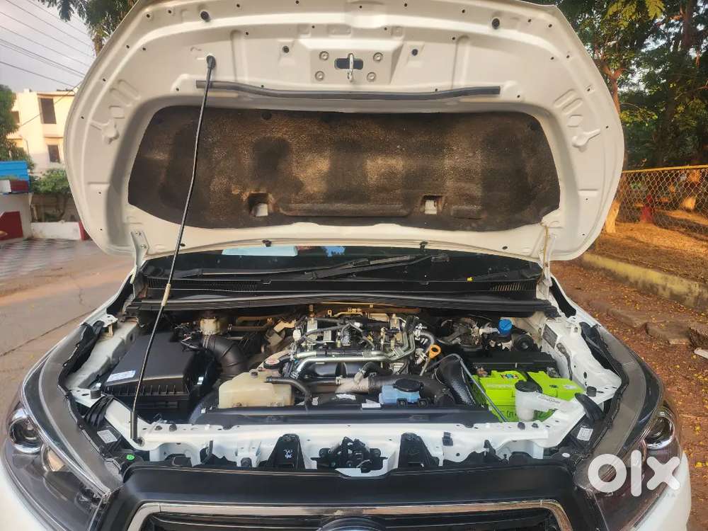 Toyota Innova Crysta 2020