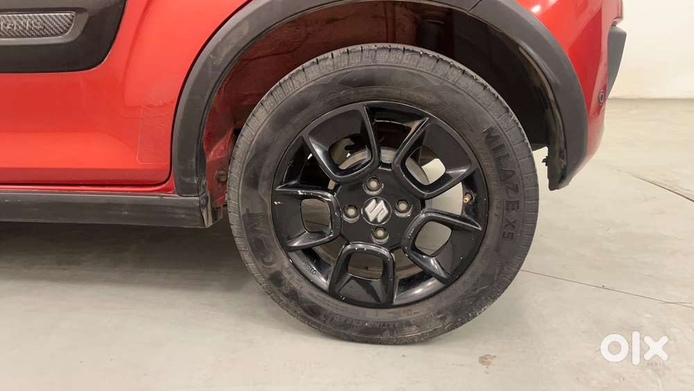 Maruti Suzuki Ignis 1.2 Alpha Mt Dual Tone, 2017, Petrol