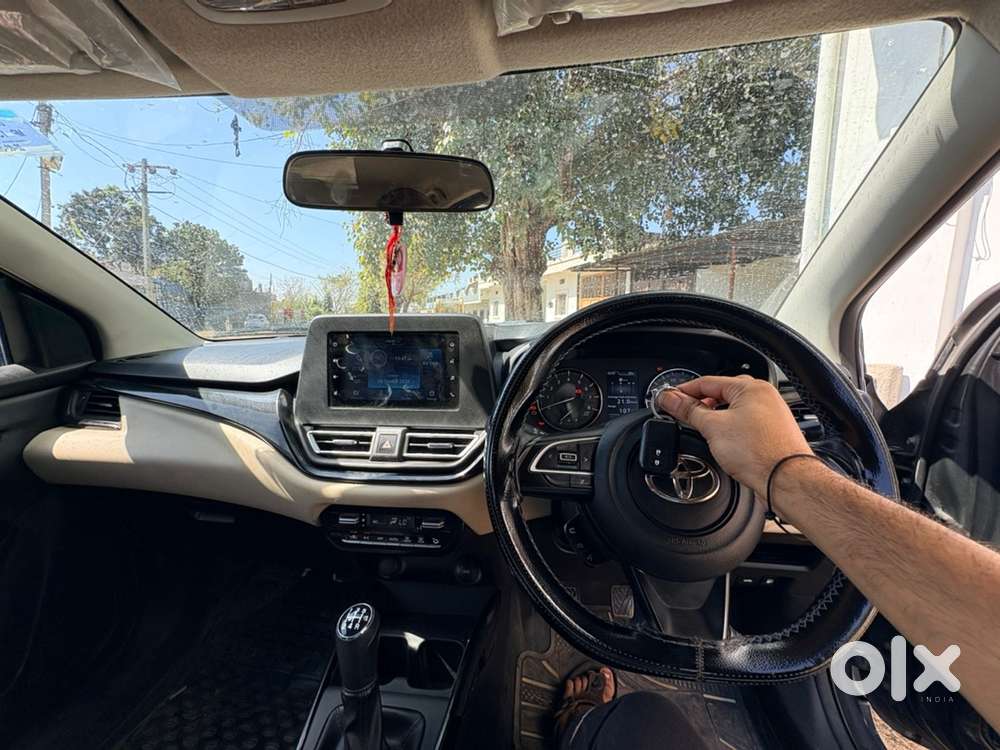 Second Top Model With Alloy Wheels New Tyre No Accident