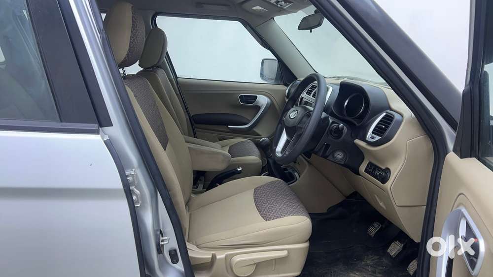 Mahindra Tuv 300 Mhawk100 T8, 2017, Diesel
