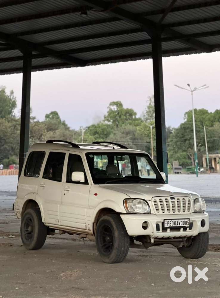 Mahindra Scorpio 2006