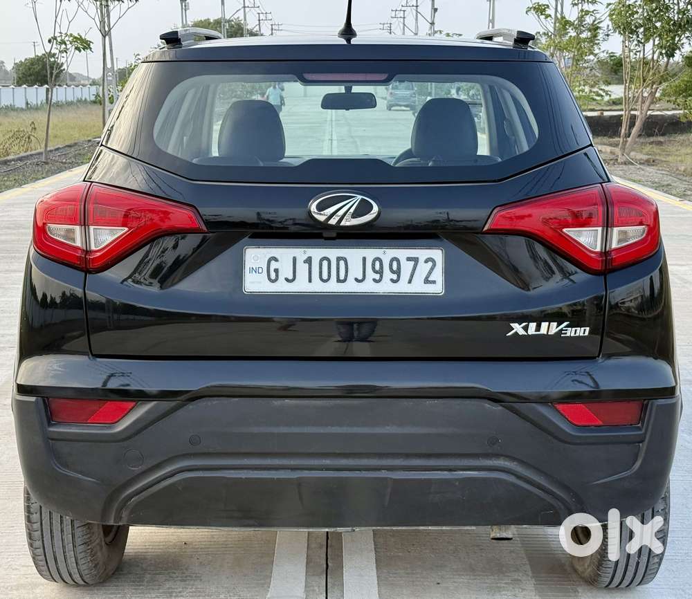 Mahindra Xuv300 W6 Diesel, 2022, Diesel