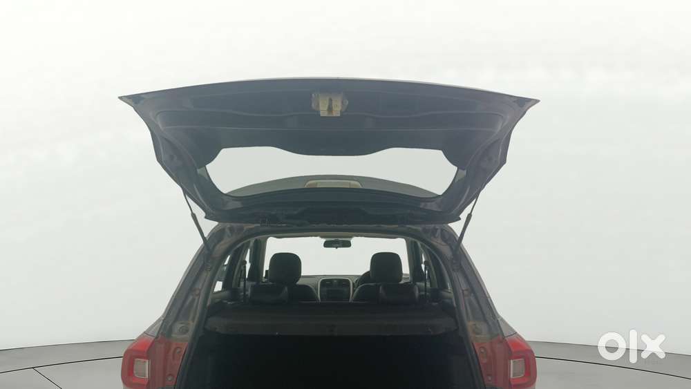 Maruti Suzuki Vitara Brezza 1.5 Vxi At, 2021, Petrol