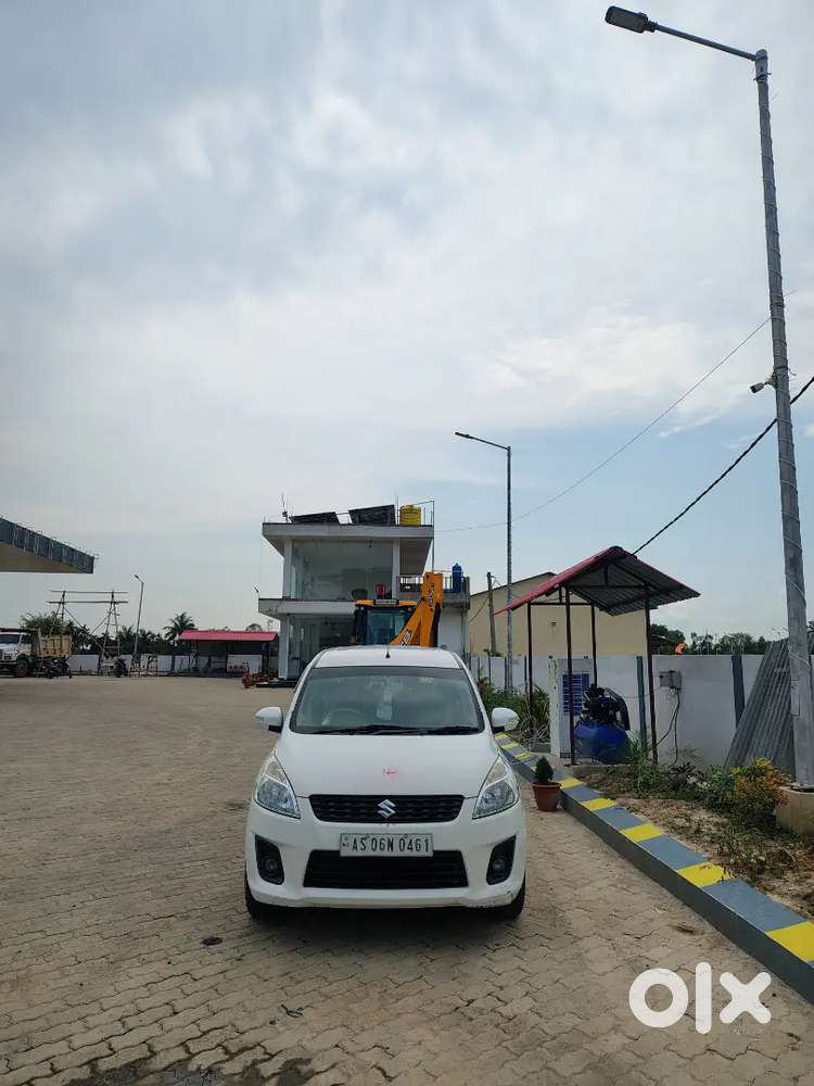 Maruti Suzuki Ertiga 2013
