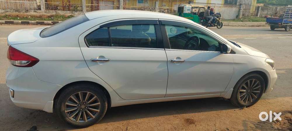 Maruti Suzuki Ciaz Smart Hybrid Alpha , 2019, Petrol