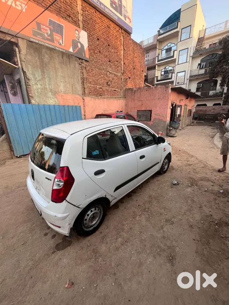 Hyundai I10 2015 Petrol 30000 Km Driven