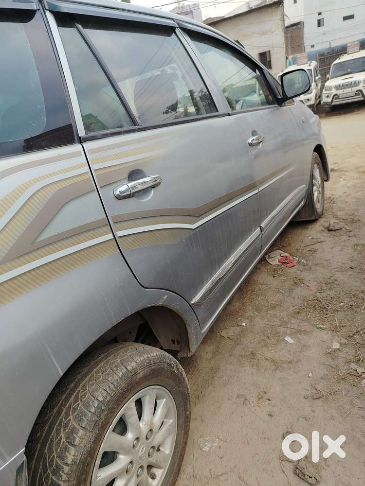 Toyota Innova 2.5 Z Diesel 7 Seater, 2015, Diesel