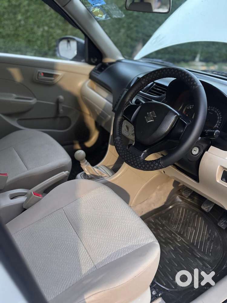 Maruti Suzuki Swift Dzire 1.2 Lxi Bsiv, 2013, Petrol