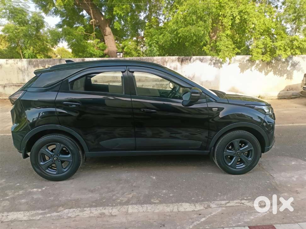 Tata Nexon 1.5 Revotorq Xz Plus (o) Dark Edition, 2023, Diesel