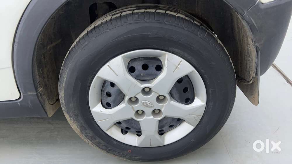 Mahindra Xuv300 1.2 W6 Amt Petrol, 2021, Petrol