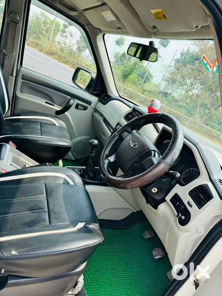 Mahindra Scorpio S4, 2016