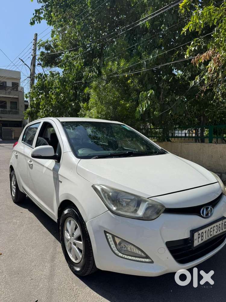 Hyundai I20 2013 Petrol Well Maintained