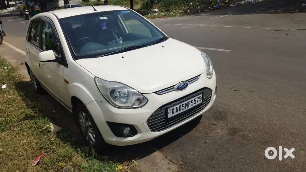 Ford Figo Petrol Manual 2nd Owner 2014