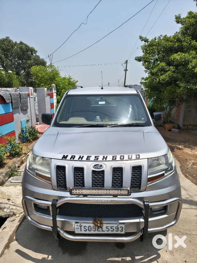 Mahindra Tuv 300 2016 Diesel Well Maintained