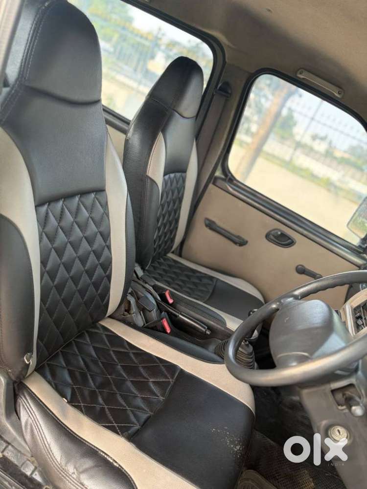 Maruti Suzuki Eeco Smiles 7 Seater Standard, 2012, Petrol