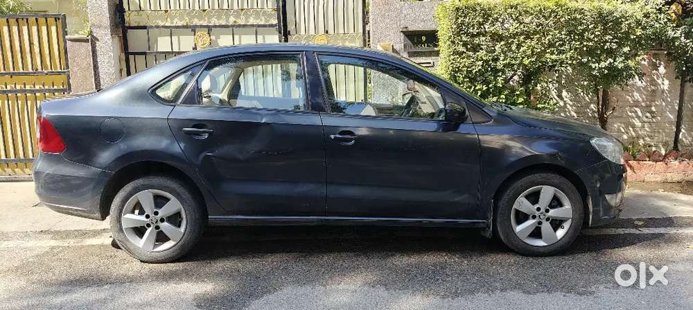 Skoda Rapid 2016 Diesel Good Condition Allow Wheel