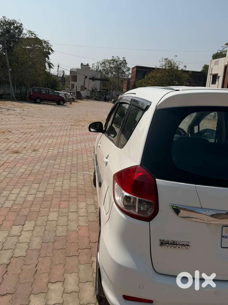 Maruti Suzuki Ertiga Vxi Cng, 2017, Cng & Hybrids