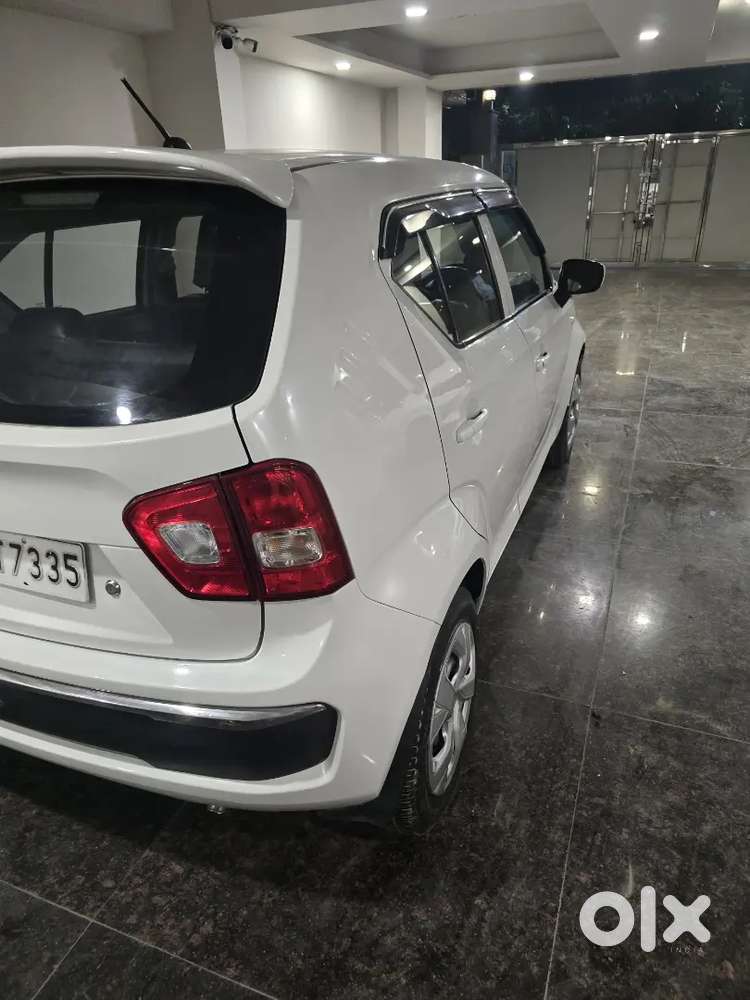 Maruti Suzuki Ignis 2018 Petrol 37400 Km Driven First Owner
