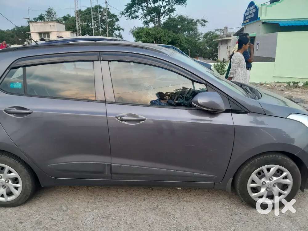 Grand I10 Top Varient Sportz