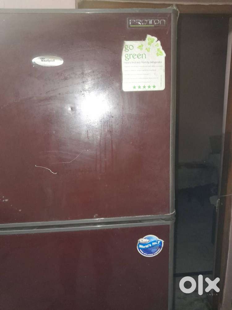 Whirlpool 300 Litre Double door 3 compartment Fridge.