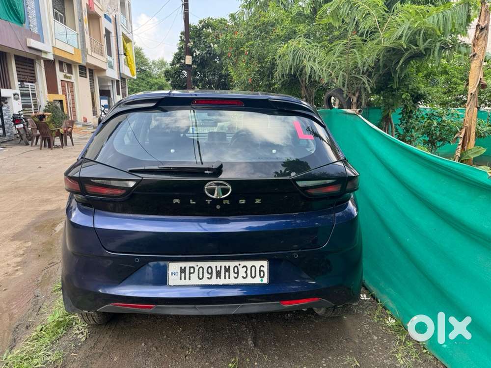 Tata Altroz Xz