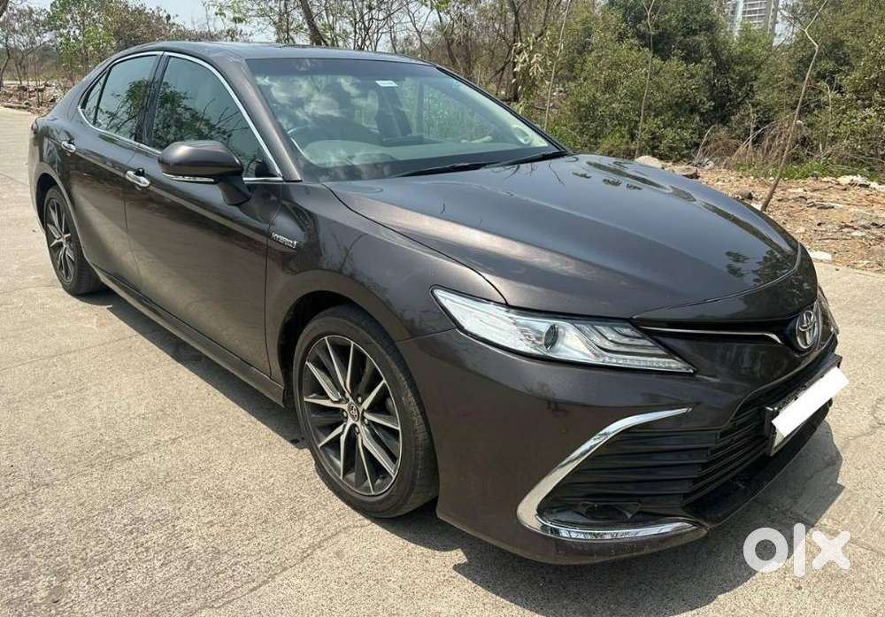 Toyota Camry Hybrid, 2022, Petrol
