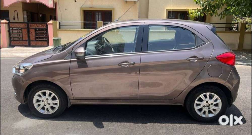 Tata Tiago 1.2 Revotron Xza, 2018, Petrol