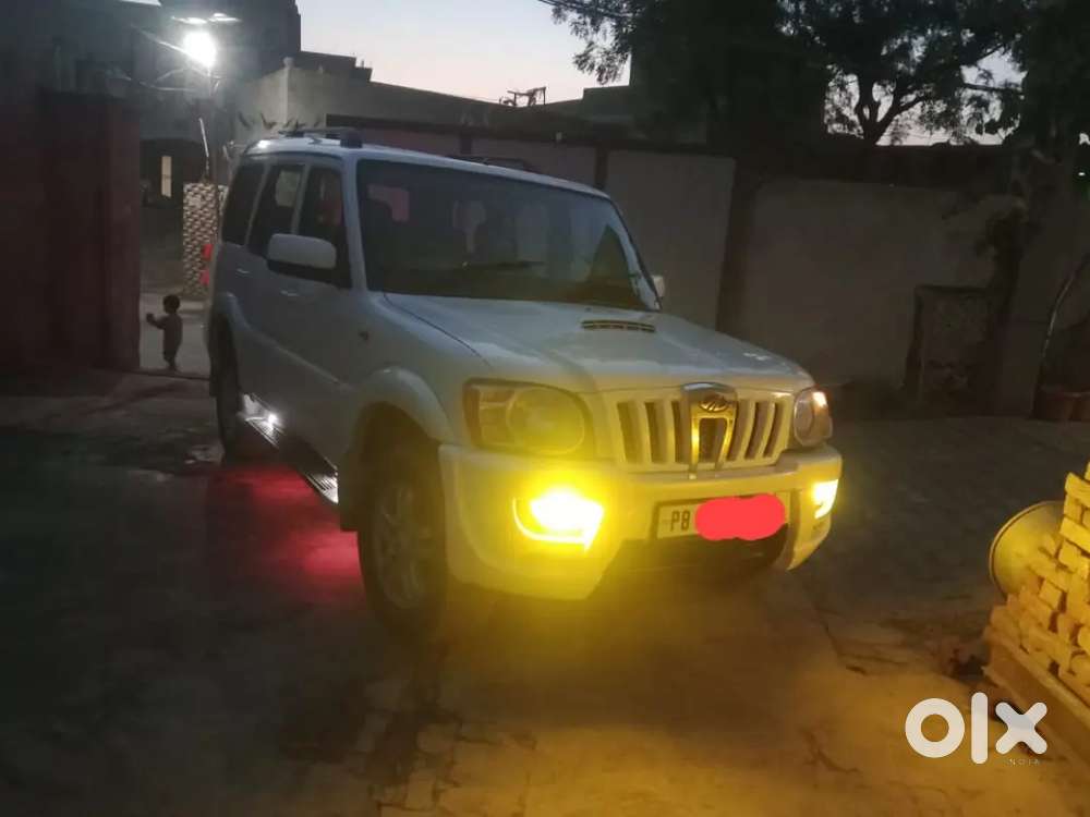 Mahindra Scorpio Classic 2011 Diesel Manual