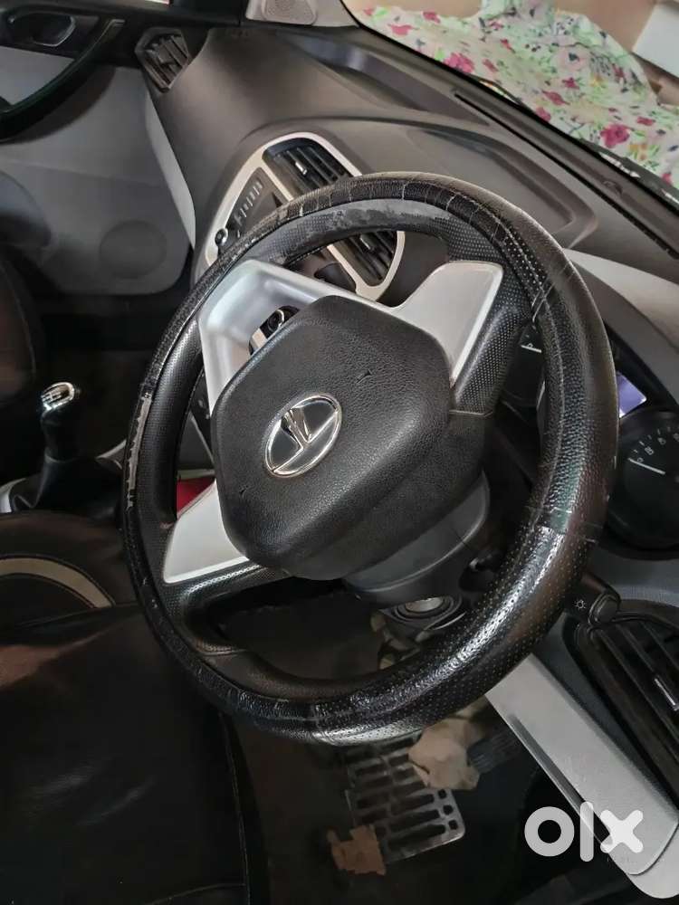 Tata Tiago In Diesel, 25 Ki Average Hai.