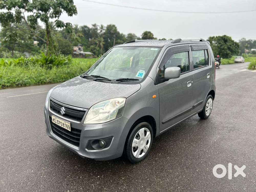 Maruti Suzuki Wagon R Vxi 1.0, 2017, Petrol