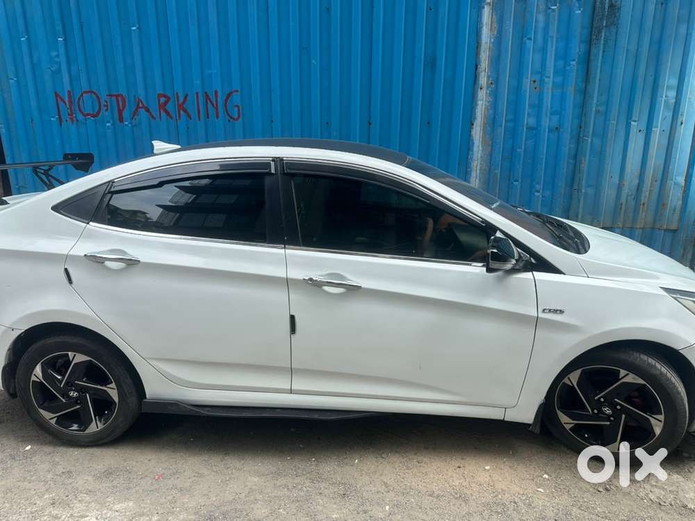 Hyundai Fluidic Verna 2011