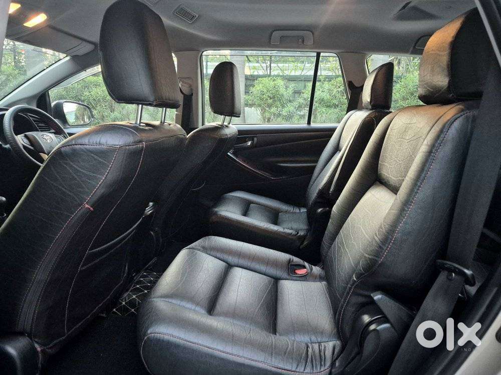 Toyota Innova Crysta 2.4 G Mt, 2017, Diesel